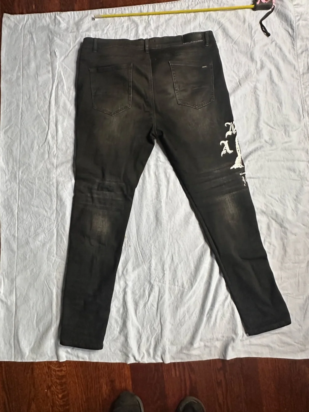 AMIRI Black Skinny Jeans with White Graphic Detailing - Men's - Picture 10 of 16